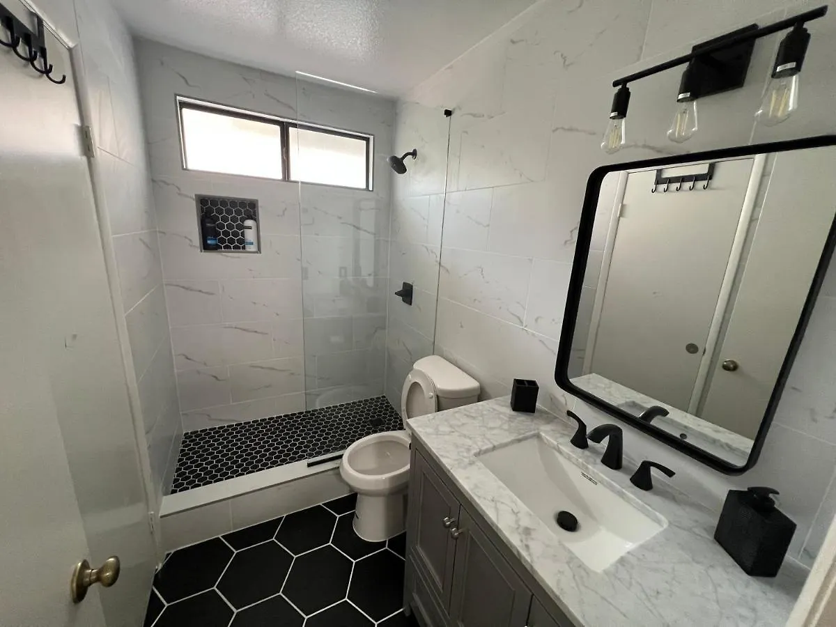 Prázdninový dům Vila Large Pool & Patio Cozy Single Story Family House Las Vegas USA